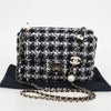 Chanel shoulder