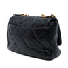 Chanel Maxi Lambskin 19 Flap Secondhand