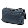 Chanel Jumbo Quilted Iridescent Caviar Easy Flap Secondhand