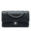 Chanel Medium Classic Chevron Lambskin Double Flap Secondhand