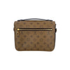 LOUIS VUITTON Shoulder Bag Second-hand