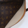 Louis Vuitton Reporter Monogram Canvas