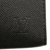 Louis Vuitton Taiga Pochette Voyage MM Secondhand