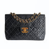 Chanel borsa a tracolla Dekamatrasse 34 Maxi in pelle nera