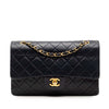 Chanel Medium Classic Lambskin Double Flap Secondhand