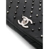 Secondhand Chanel Black Chevron Quilted Leather Bag - 2010s