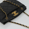 Secondhand Chanel Vintage CC Lock Pocket Chain Tote Caviar